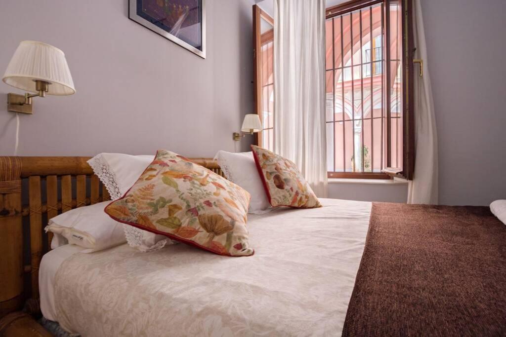 Goyeneta Palace By Valcambre Apartment Seville